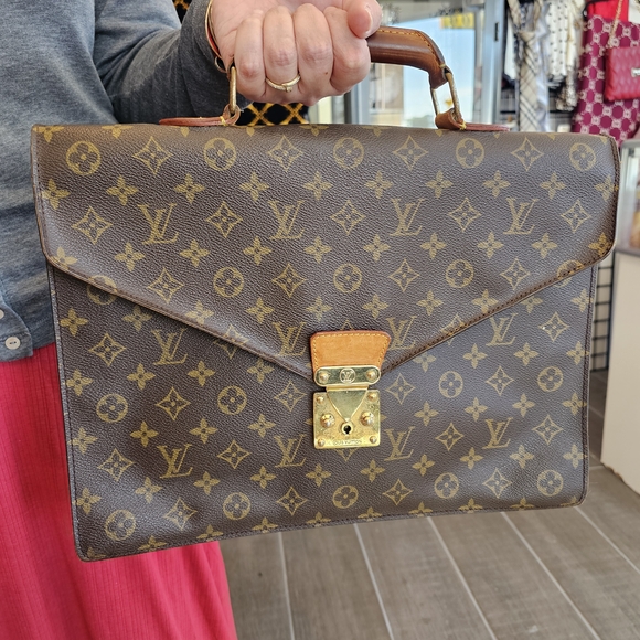 Louis Vuitton Brown Monogram Briefcase - Picture 1 of 4